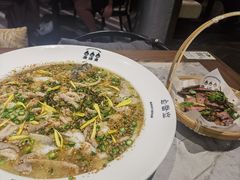-渔语鱼新川菜Bistro(万象天地店)