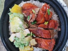 烧鹅煲仔饭-煲煲香快餐(南京路店)