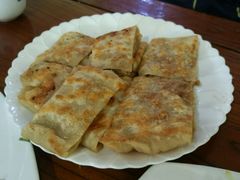 -溢心园香河肉饼总店