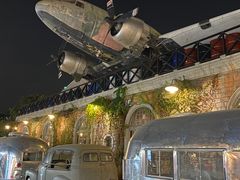 -席娜卡琳火车铁道夜市