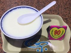 冻双皮奶-百花传统甜品店(原址店)