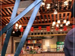 大堂-老长沙湘菜馆(凤凰路店)