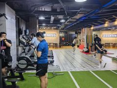 -UP健身私教馆(海岸城店)