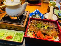 自制活鳗鱼盖饭-鳗鱼家·深夜食堂(军博店)