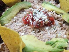 吞拿鱼牛油果沙拉-Pistolera Mexican Cantina女枪手墨西哥餐厅(碧云路店)