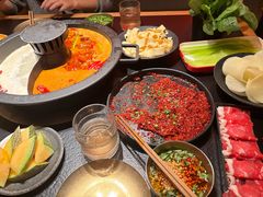 -晓宇重庆火锅(西安荟聚店)