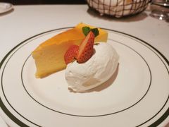 芝士蛋糕-Wolfgang’s Steakhouse 沃夫冈牛排馆(上海白玉兰广场店)