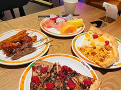 草莓巧乐力比萨-比格比萨自助(德思勤四季汇店)