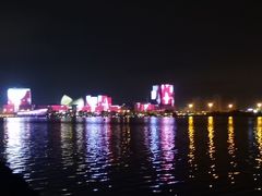 -上海滴水湖皇冠假日酒店