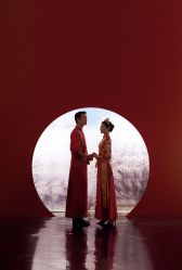 -挪娅婚纱摄影皇家会所