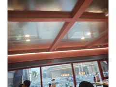 -何师傅美蛙鱼头(汉街店)