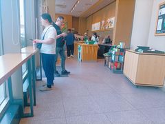 -星巴克(中山服务区西区店)