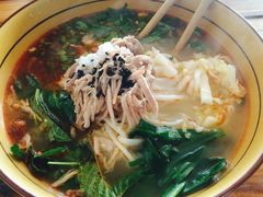 -巍山火巴肉饵丝(大理古城店)