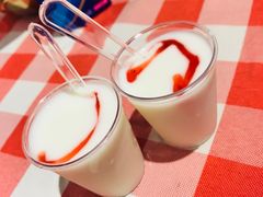 草莓奶昔-龙桥私厨·姜花菊花过桥鱼·顺德菜(容桂店)