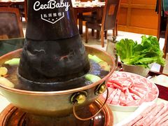 -满旗楼 北京烤鸭·涮羊肉火锅(武昌店)
