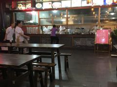 大堂-龙抄手(文殊坊店)