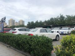 -资和信百货商场