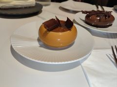 -潮一不贰·法式甜品·生日蛋糕·西式简餐(外滩店)