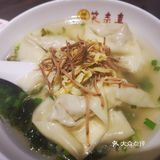 比起某盛 我更喜欢吃这家的小笼 虽然不是现包现蒸