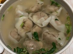 -南城香·饭香串香馄饨香(青年路店)
