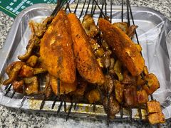 -马克力木手抓炕锅烤羊肉(盐湖一小区店)