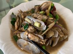 -三姐妹·海鲜大排档