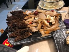 -蘑统田下·野生菌火锅