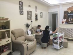 -印奈儿美甲手足护理机构