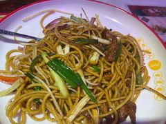 黑椒牛柳炒意粉-龙记·香港茶餐厅(海上世界店)