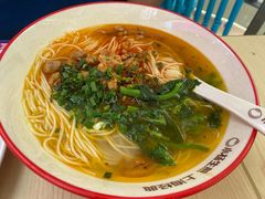 -小杨生煎(金山百联购物中心3楼店)