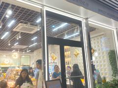 -Caidie Bakery采蝶轩(百越店)