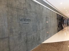 -Carbon莫卡哆·意大利复古集市餐厅(杭州大厦店)