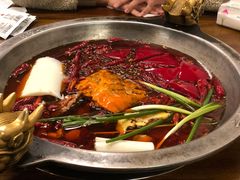-黄潇洒老火锅(九眼桥宏济巷店)