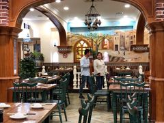 大堂-清真·玛丽亚新疆菜主题餐厅(浙江中路店)