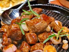 迷迭香黑胡椒牛肉粒-船歌·鱼水饺青岛菜(闽江二路店)