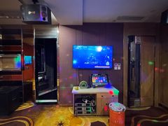 -蓝尊量贩(黄河路店)