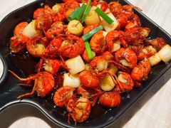 -巴厘龙虾·榜首油焖大虾(音乐学院·沿江酒馆店)