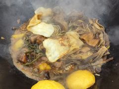 -屯老二农家铁锅炖·行业领军者(梅江店)