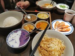 -李百蟹·蟹黄面·江景餐厅(外滩·豫园店)