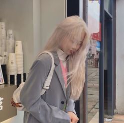 -AYO SALON