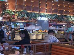 大堂-汉江山料理级自助烤肉黑金冠(周口好吃城店)