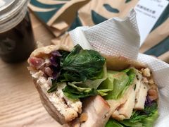 -星巴克(上海虹桥新天地二店)