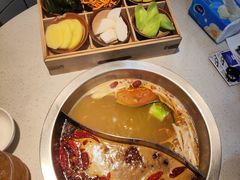 -芈重山老火锅(广州首店)