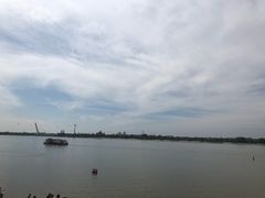 -人民防洪胜利纪念塔