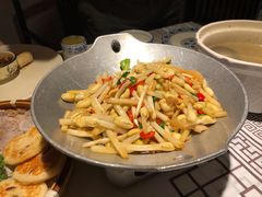 花生芽-客家大院·非遗赣南客家菜(郁孤台店)