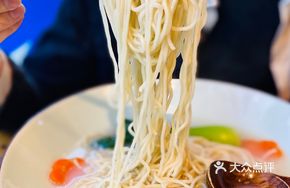 Dongdong's Three Flavor Noodles