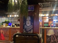 -麦凯伦烧烤·精酿超级工厂店(金桥总店)