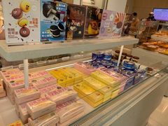 零售区-好利来(七宝领展广场店)