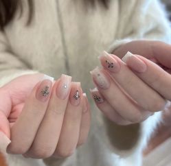 -QHOUSE美甲美睫