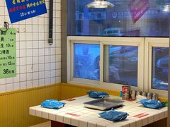 -喜悦小串丹东小黄牛海鲜烧烤大排档(民主广场店)